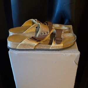 Stylish Men's Brown and Tan Sandals